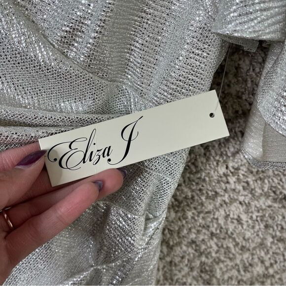 Eliza J Dress Womens 8 Champagne Ruched Side Flutter Sleeve Long Formal Gown NWT - Picture 5 of 10